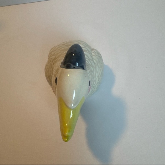 Ceramic Succulent Bird Parrot Cockatiel Magnate Planter Wall Pocket - Picture 6 of 11